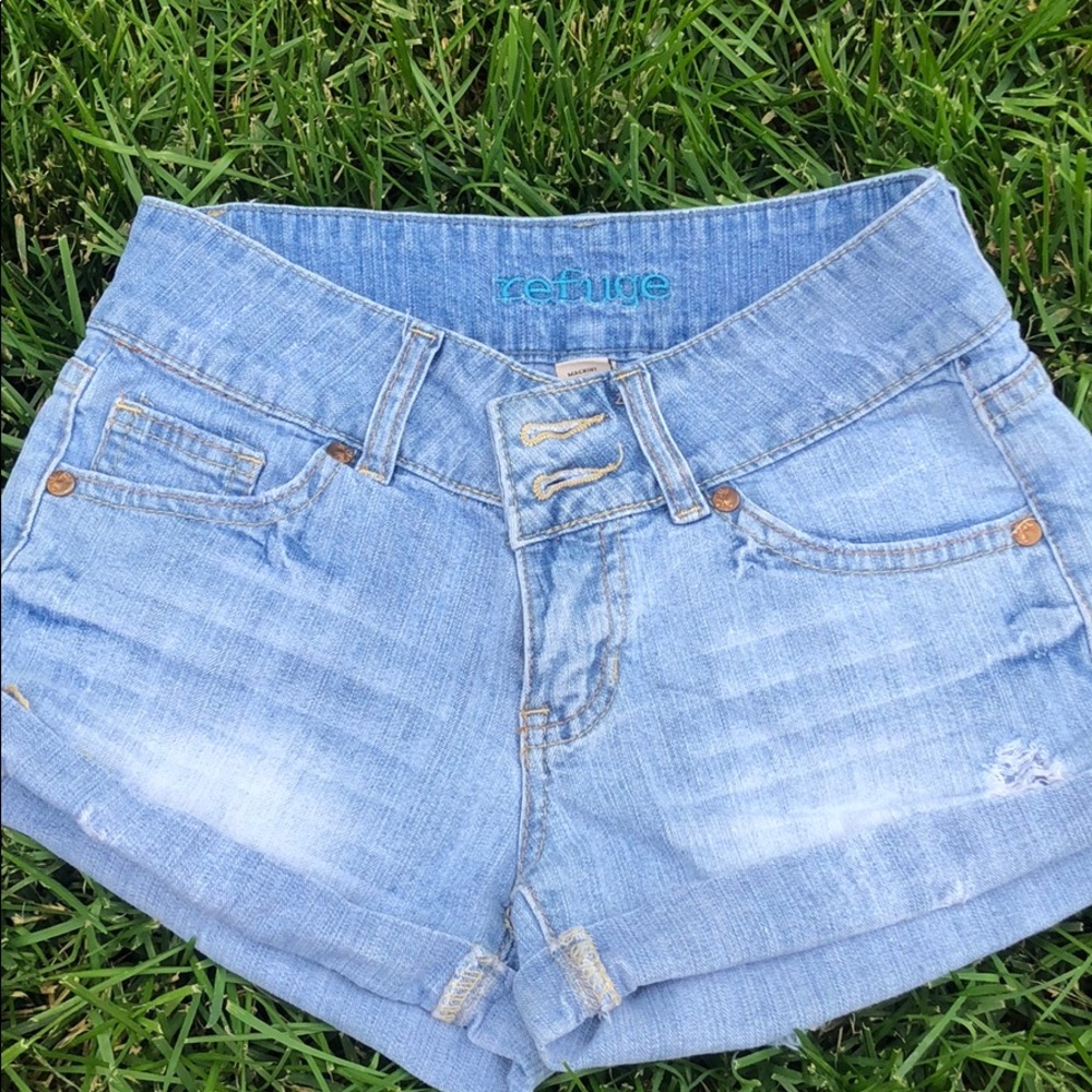 Light wash denim shorts